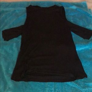 Junior’s Casual Black Top